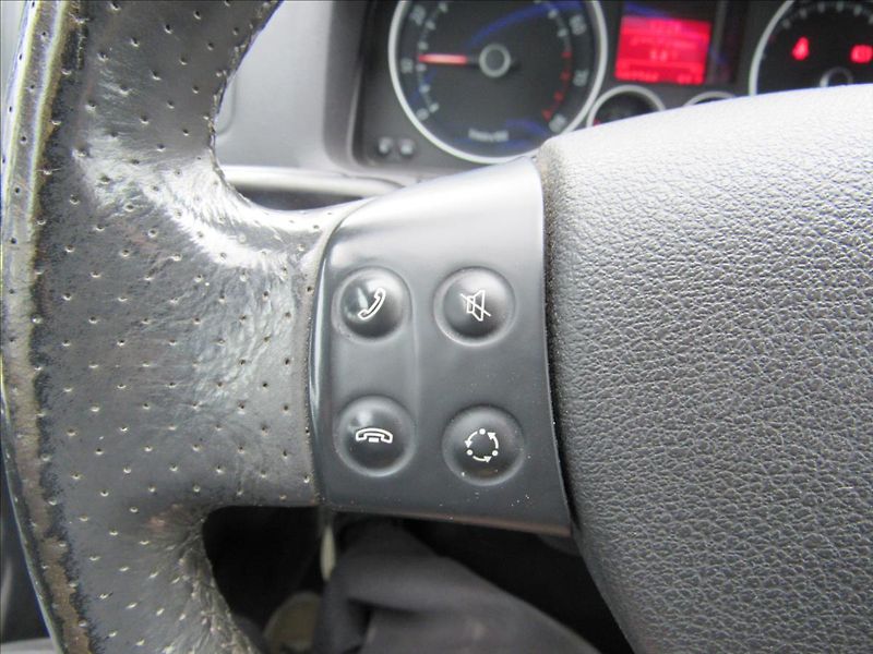 Volkswagen Golf 2,0 i GT 147KW Remus - fotka 17 z 28