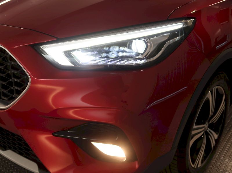 MG ZS (2022) EMOTION 1.5VTi-Tech 77KW - fotka 10 z 33