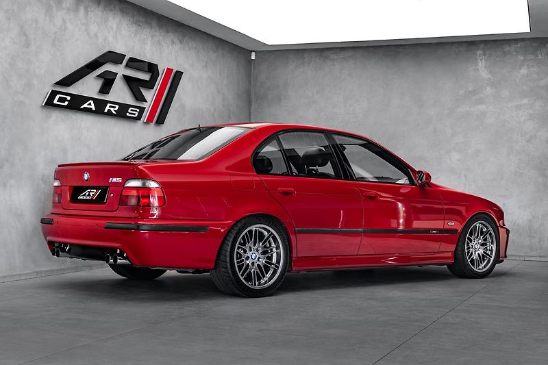 BMW M5 - fotka 4 z 22