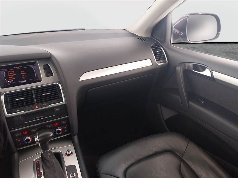 Audi Q7 (2011) 3.0 TDI, 4X4, Automat, 7 míst - fotka 8 z 25