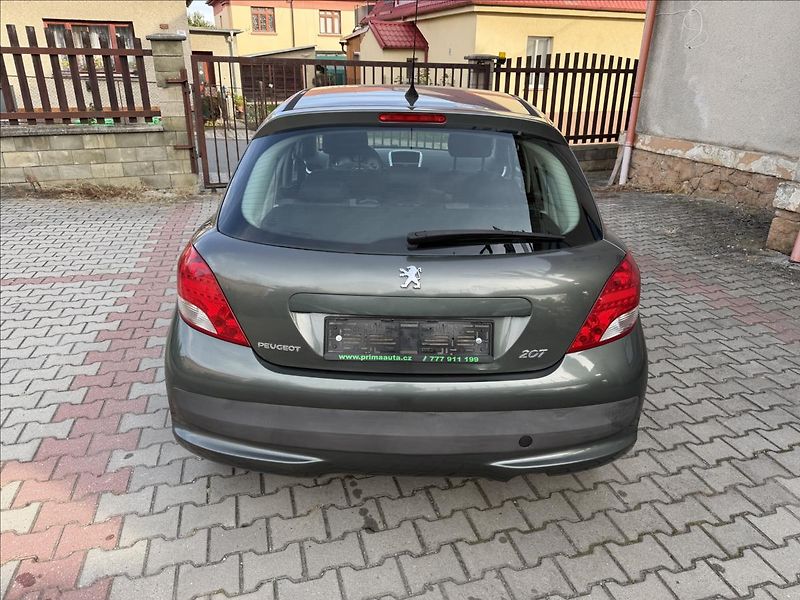 Peugeot 207 1,4 KLIMA BEZ KOROZE - fotka 6 z 18