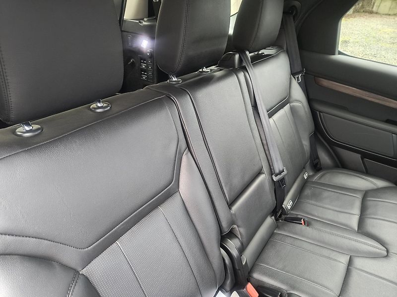 Land Rover Discovery (2018) 3.0 TD6 HSE AT 1.MAJ.ČR/VZDUCH - fotka 25 z 59