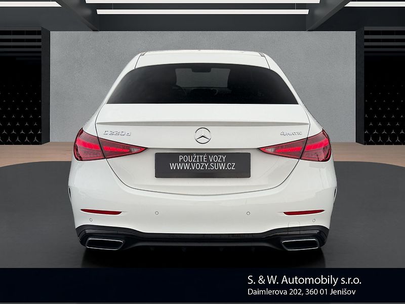 Mercedes-Benz Třídy C 220 d 4MATIC - fotka 6 z 35