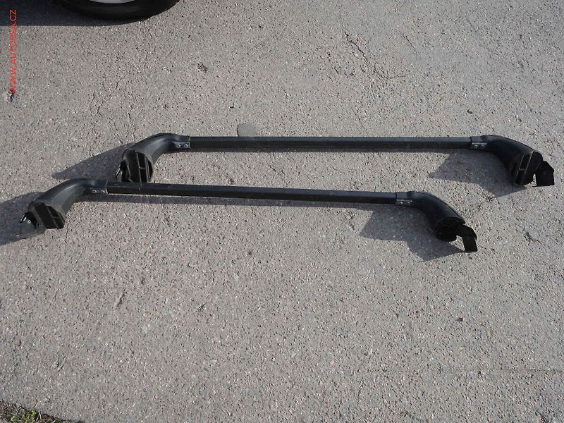 Hyundai ix20 (2012) 1.4i, ČR, AC, park.asist - fotka 17 z 17