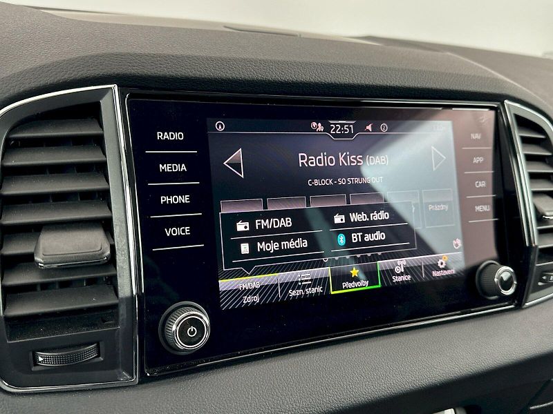 Škoda Karoq (2022) 2.0TDI 110kW Ambition - fotka 16 z 29