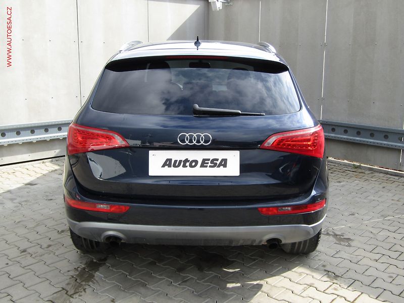 Audi Q5 (2009) 2.0 TFSi quattro, S-line - fotka 5 z 18