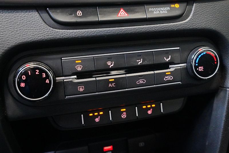 Kia Ceed - fotka 20 z 25