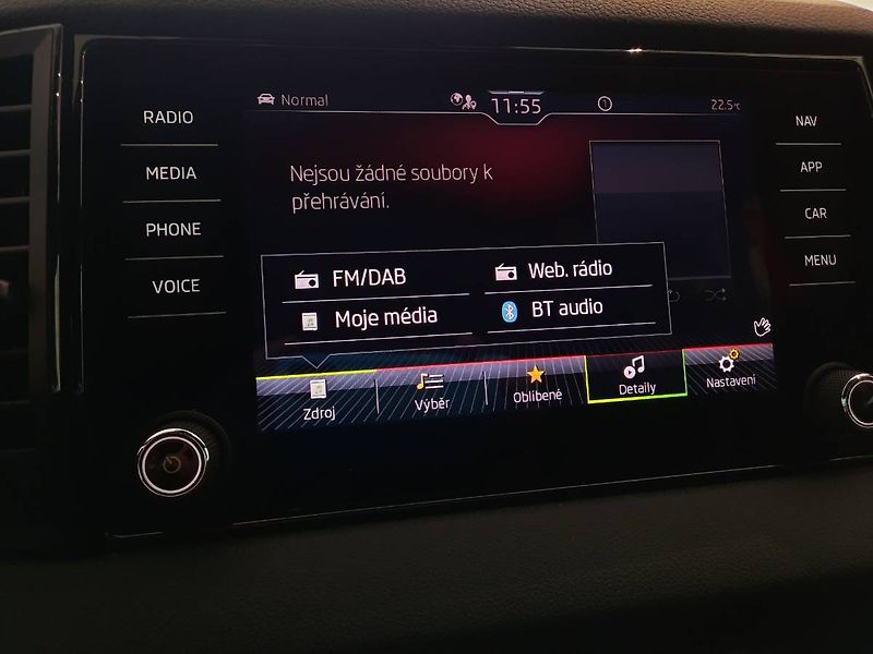 Škoda Karoq (2021) Sportline 1.5 TSI (110kW/150k) - fotka 22 z 25
