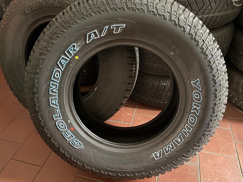 Jeep Wrangler (2022) Rubicon 4xe Unlimited 4x4 / ČR - fotka 47 z 52