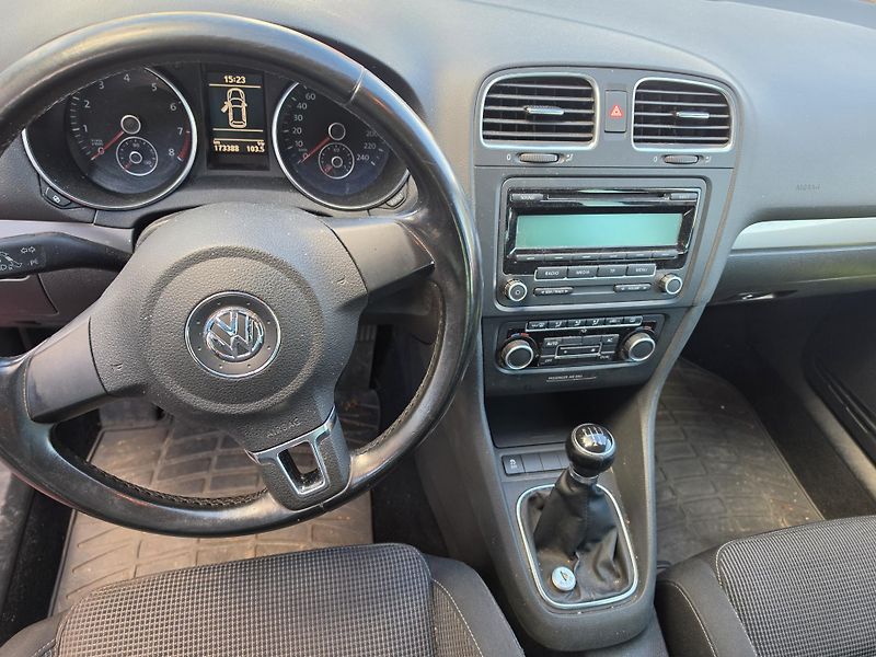 Volkswagen Golf 1.2 TSI  - fotka 26 z 26