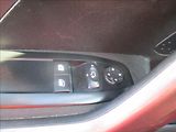 Peugeot 2008 1,2 i, klima,serv.kniha,tažné - náhled 25
