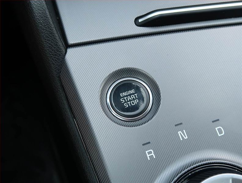 Kia Sportage (2025) 1.6 T-GDI - fotka 19 z 25