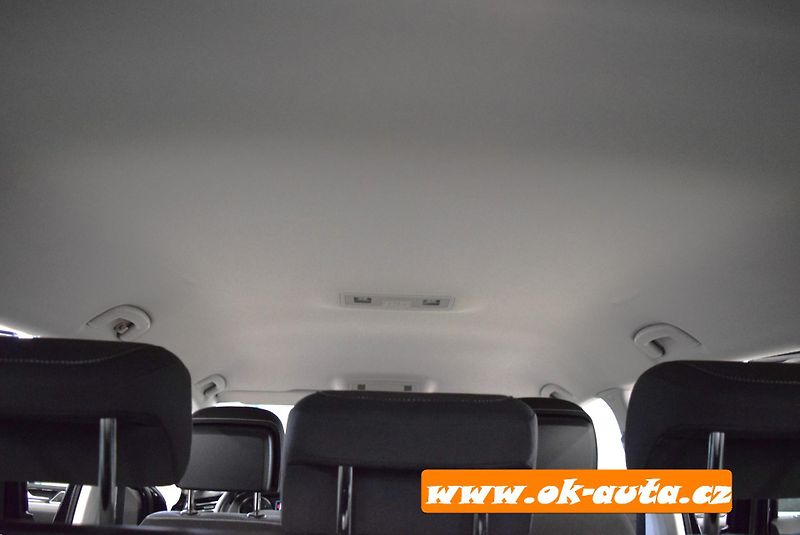 Volkswagen Passat 2.0 TDI BREAK LIFE DSG 2023 - fotka 20 z 52
