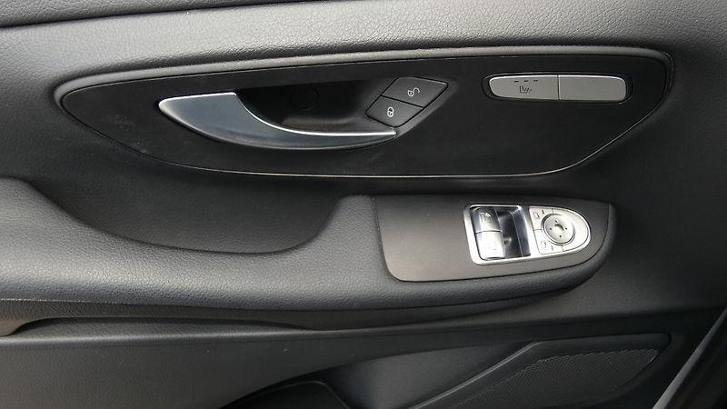 Mercedes-Benz Třídy V 220d L Exclusive - fotka 9 z 23
