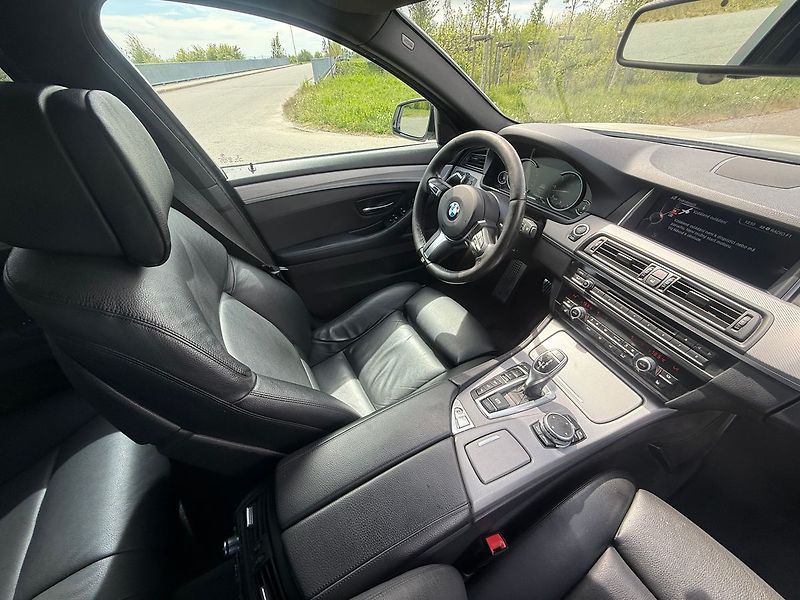 BMW Řada 5 - fotka 20 z 26