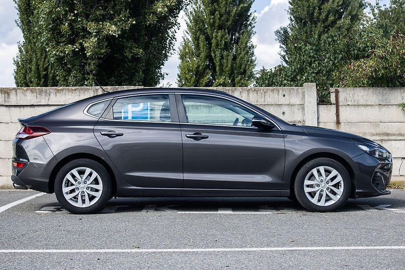 Hyundai i30 - fotka 4 z 20