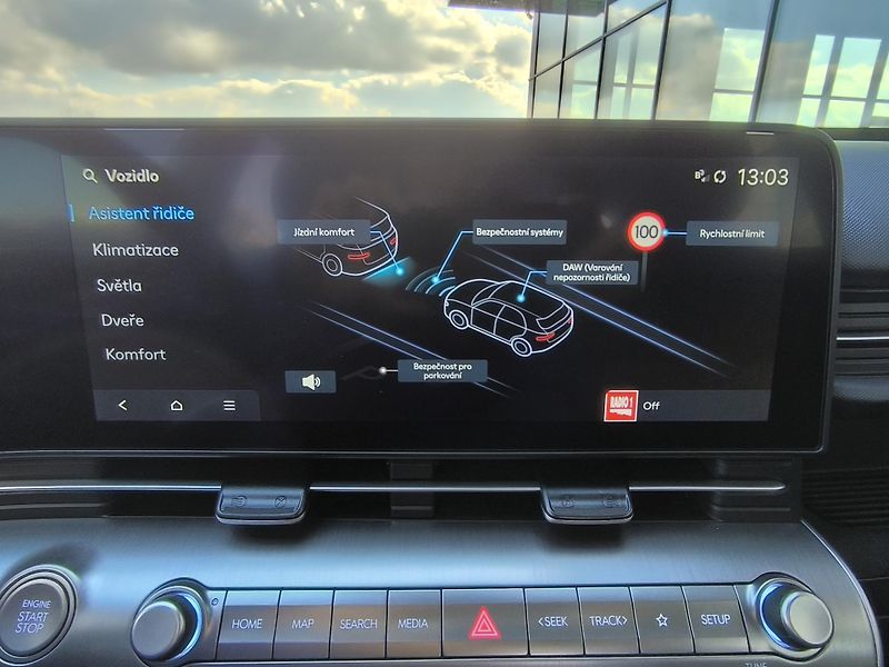 Hyundai Kona (2026) 1,6 T-GDI 2WD DCT SMART TECH  - fotka 28 z 30