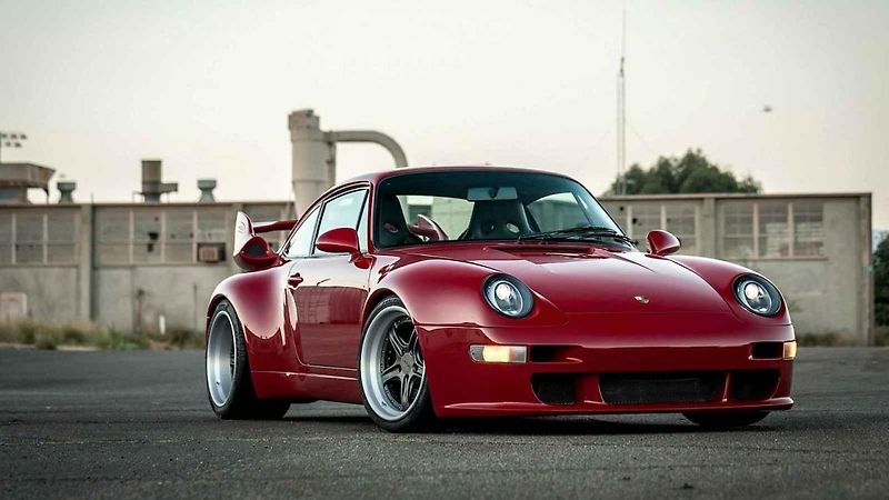 Singer Vehicle Design už není jedinou americkou společností, specializující se na přestavby klasických Porsche na zakázku.