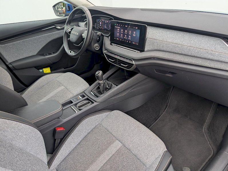 Škoda Octavia (2025) 1.5 TSI / 110 kW Top Selection - fotka 9 z 30
