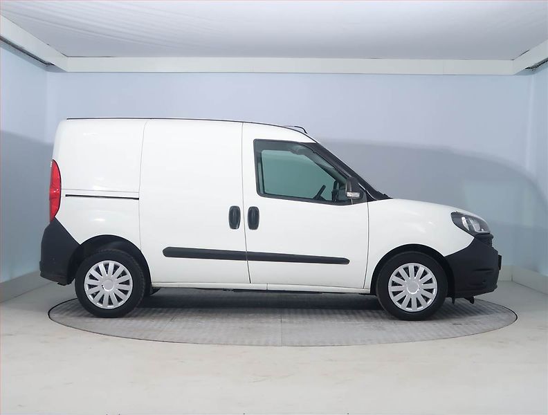 Fiat Dobló (2021) 1.6 MultiJet, DPH - fotka 6 z 16