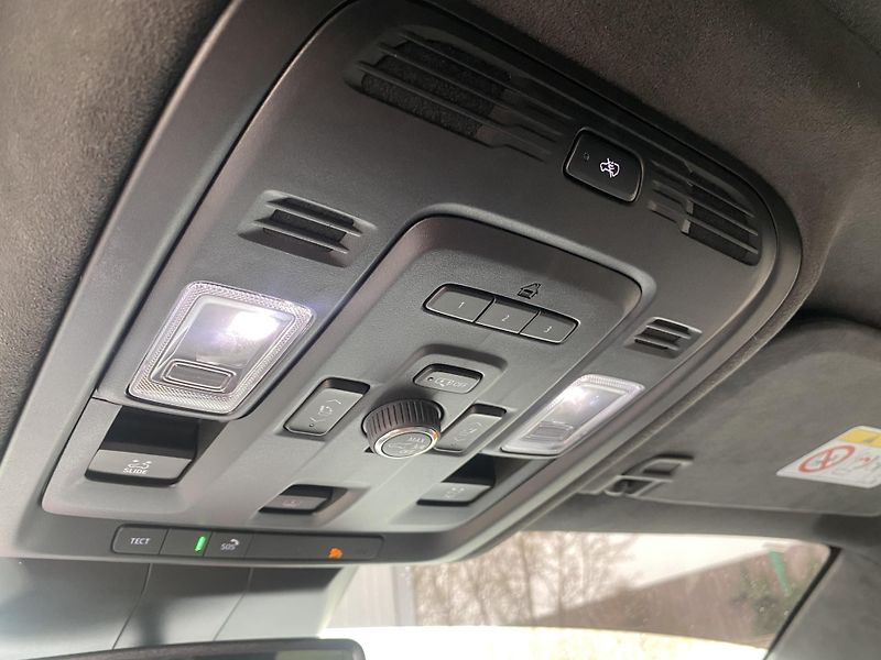 Cadillac Escalade 6.2i V8 430PS FULL 46TKM LPG!! - fotka 164 z 168