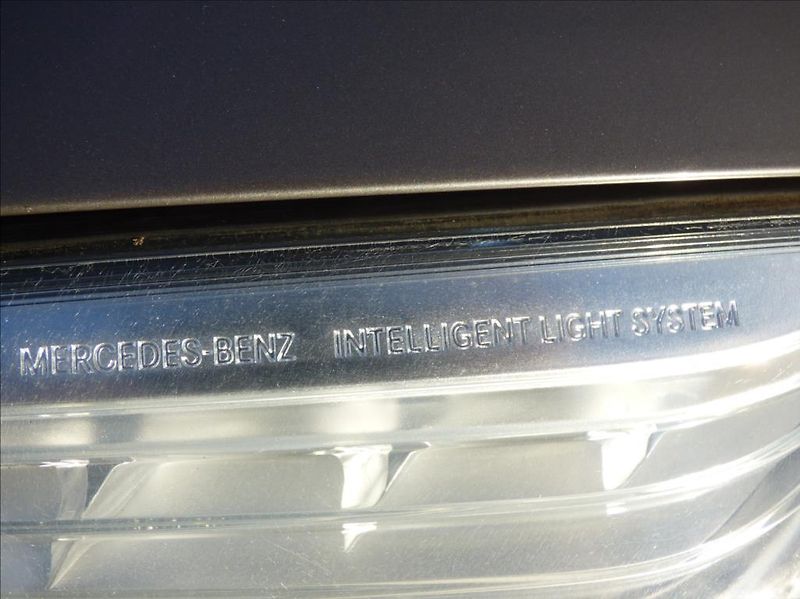 Mercedes-Benz GLK 2,1 220CDI,4Matic,AMG,7G,Bi-Xe - fotka 9 z 77