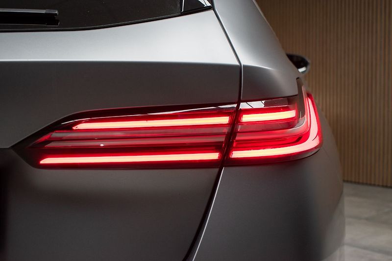 BMW Řada 5 540d xDrive ///M*HK*ČR*ZÁRUKA - fotka 51 z 55