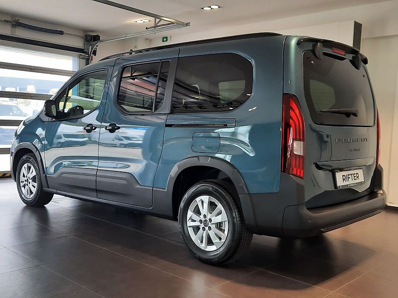 Peugeot Rifter (2026) LONG ALLURE BlueHDi 130 MAN6 - fotka 4 z 16
