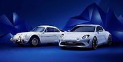 Alpine Renault A110 (vlevo) a Alpine Vision.