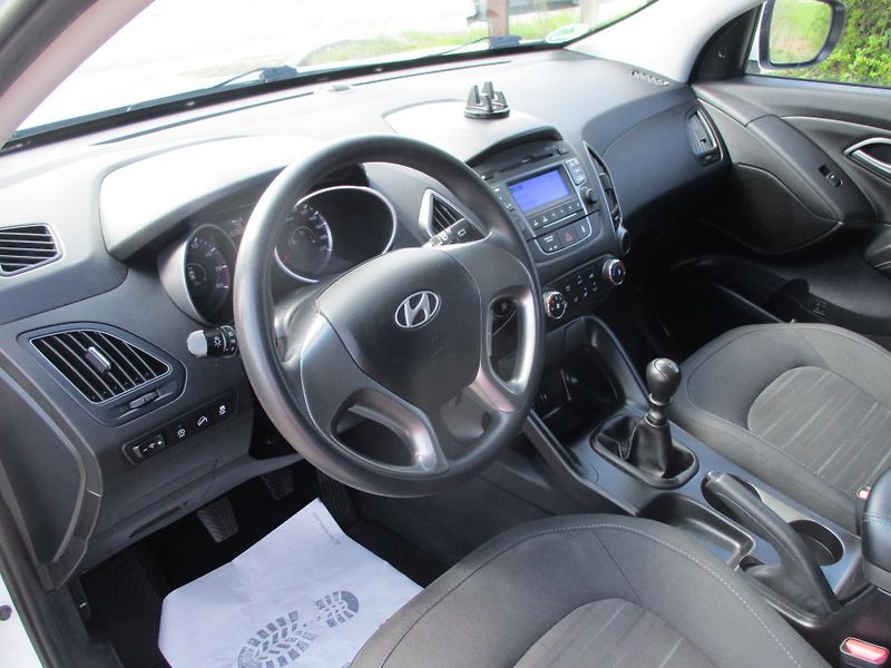 Hyundai ix35 1.6 GDi 99kW FINAL BLUE DRIVE - fotka 13 z 46