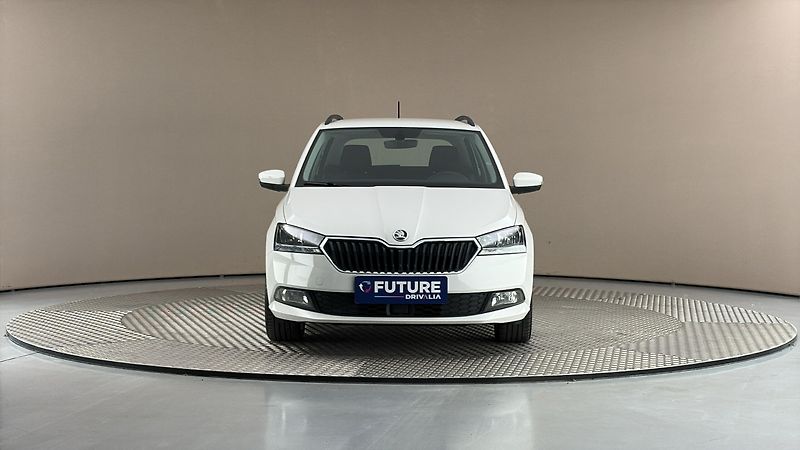 Škoda Fabia 1.0 TSI Ambition Combi - fotka 3 z 23