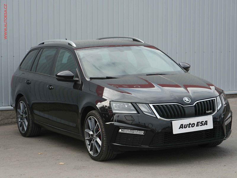 Škoda Octavia (2018) 2.0 TSI, RS, DSG, panorama - fotografie inzerátu