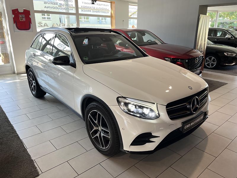 Mercedes-Benz GLC 220d 4M AMG Burmester tažné - fotka 3 z 9