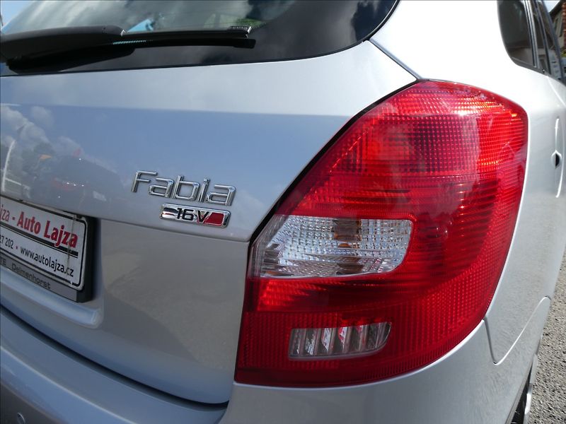 Škoda Fabia 1,6 2x kola,serviska,1.majitel - fotka 10 z 60