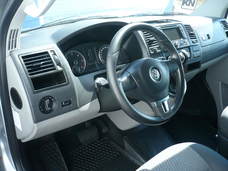 Volkswagen Transporter 2.0TDI 103Kw 5Míst Long Klima - fotka 10 z 24
