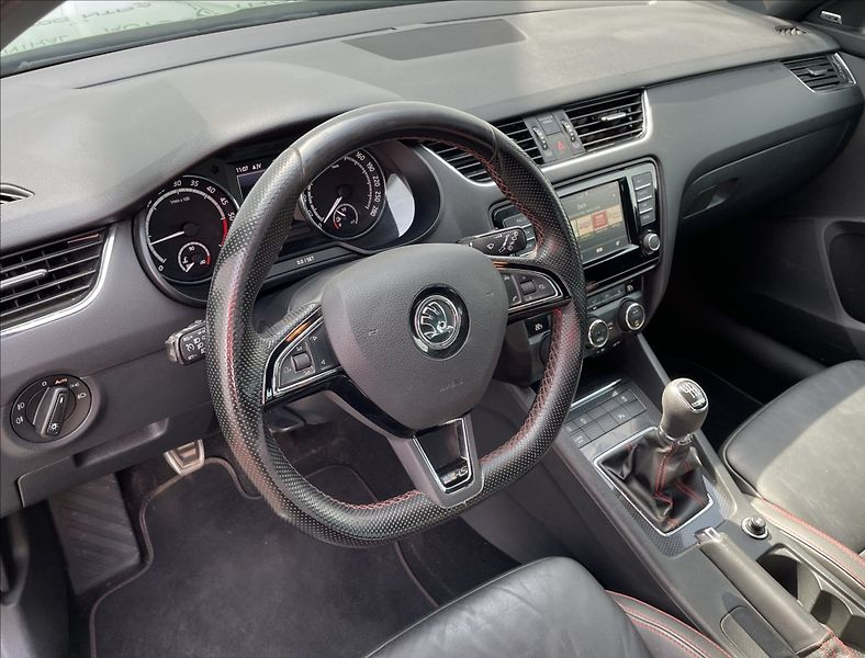 Škoda Octavia 2,0 TDI RS135kw Challenge - fotka 12 z 23