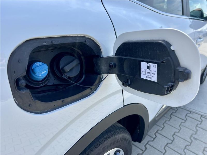 Renault Kadjar 1,5 Blue dCi Intense / LED - fotka 50 z 50