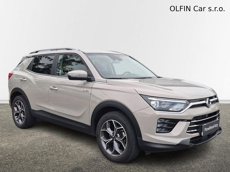 SsangYong Korando Smart  1,5 GDI 120kw A/T - fotka 5 z 23