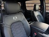 Dodge RAM (2020) +HEMI+OFFROAD PAKET+LOOK26+ - náhled 10