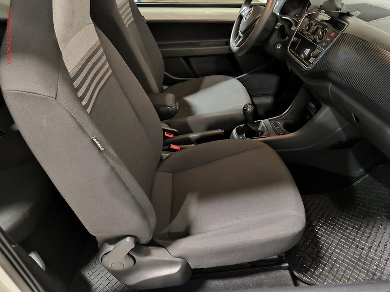 Volkswagen up! (2021) 1.0MPi, AC - fotka 12 z 15