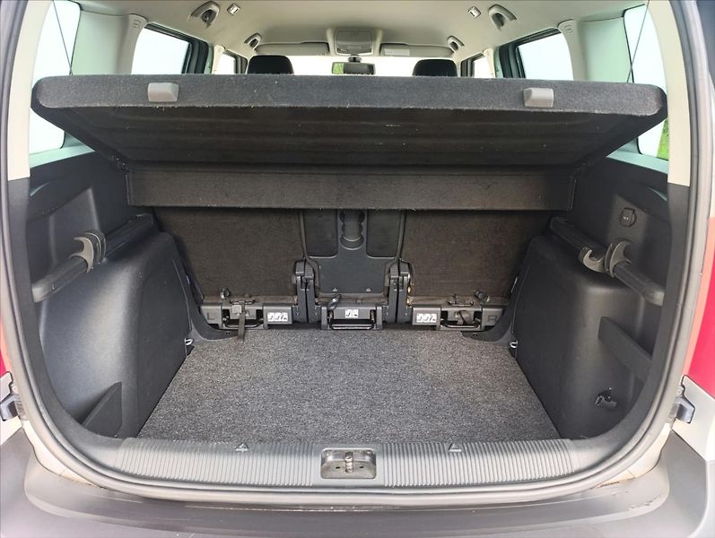 Škoda Yeti 1,6 TDi Aut.klima,Navi.Kůže - fotka 9 z 35