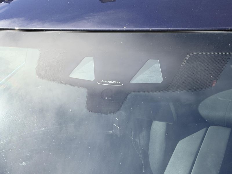 BMW Řada 5 (2017) G31, krásný stav - fotka 17 z 26
