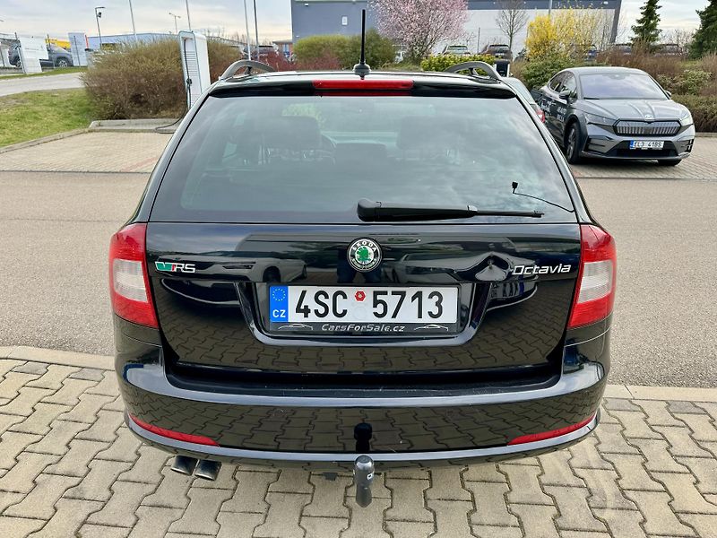 Škoda Octavia (2011) RS 2.0 TDI 125 kW - fotka 7 z 18