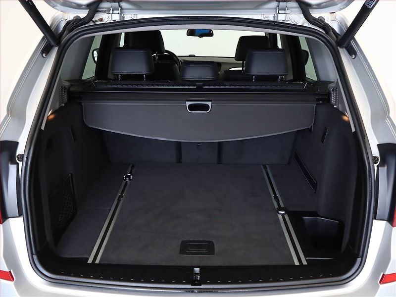 BMW X3 (2013) xDrive20d, 4X4, Automat - fotka 12 z 19