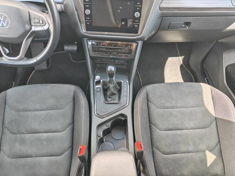 Volkswagen Tiguan Elegance 7DSG 1,5TSi - fotka 9 z 23