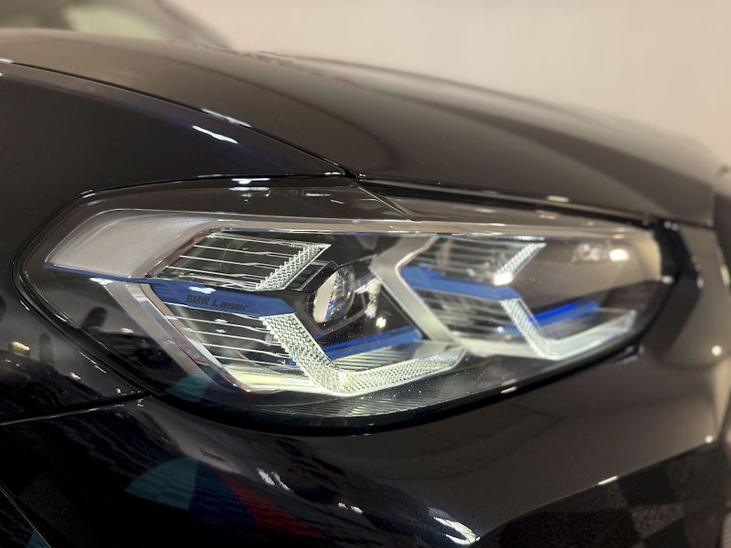BMW X3 M40d xDrive Laser HUD tažné - fotka 12 z 43