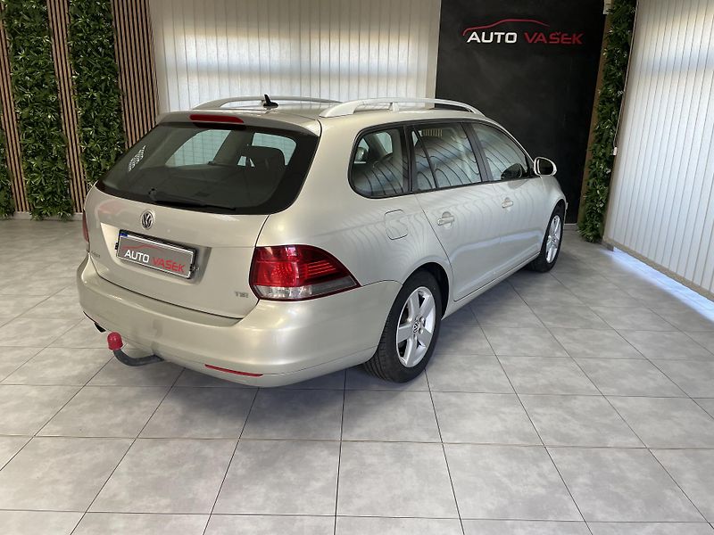Volkswagen Golf TSi ČR 1.MAJ. 6M TZ DIGIAC   - fotka 11 z 23