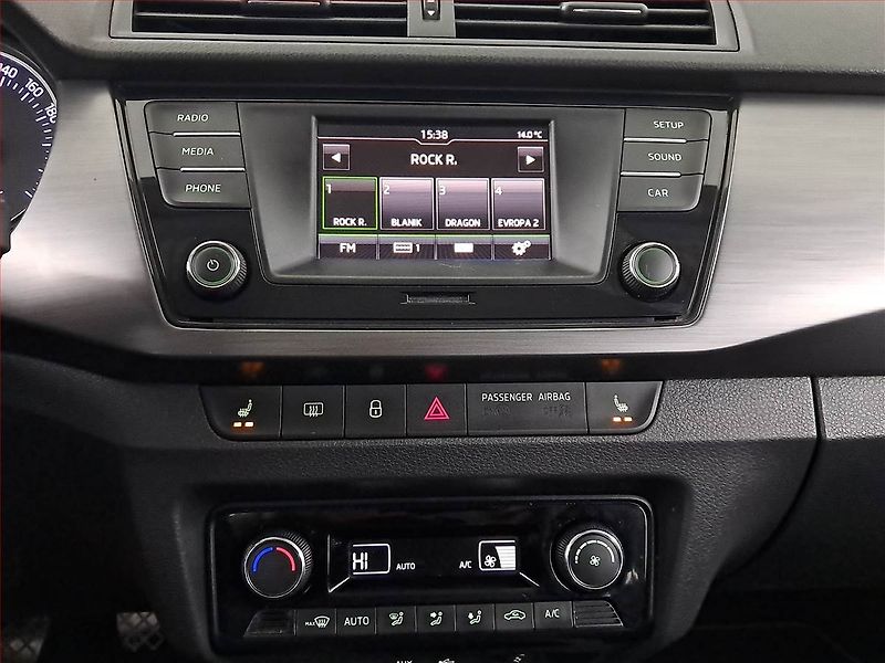 Škoda Fabia (2018) Style 1.0 TSI, ČR,1.maj - fotka 12 z 15