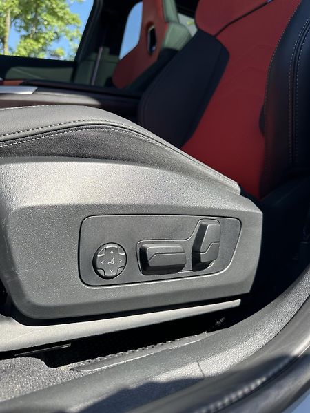 BMW X2 (2025) 5L Záruka, Servis zdarma - fotka 25 z 33