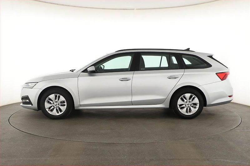 Škoda Octavia (2022) Ambition 2.0 TDI, ČR,1.maj - fotka 3 z 15